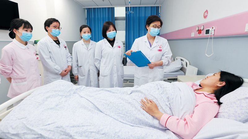 沙盘游戏治疗：如何进行，及其在心理治疗中的应用